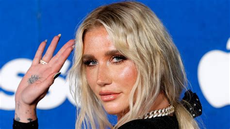 kesha nudes|Kesha Poses Nude: ‘Bored of Wearing Clothes’ 